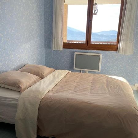 Appartement T3 Avec Vue Sur Le Lac Chorges Extérieur photo